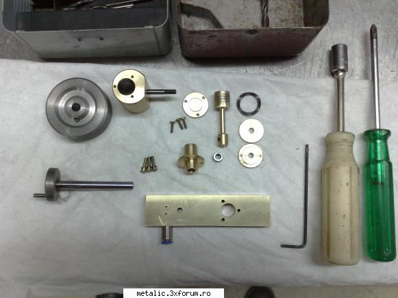 Motor oscilant cu abur simplu efect. - radu cnc - Proiecte