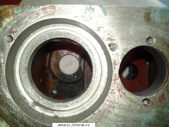 Reconditionare strung - Se vede ca au fost schimbati de nenumarate ori - Strungul si SDV-uri ajutatoare