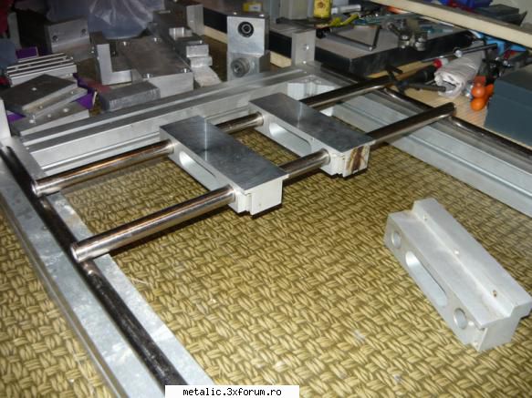 Strungul meu Quantum 250x550 universal 125mm 750W 550mm intre axe - andreigradu - Strungul si SDV-uri ajutatoare