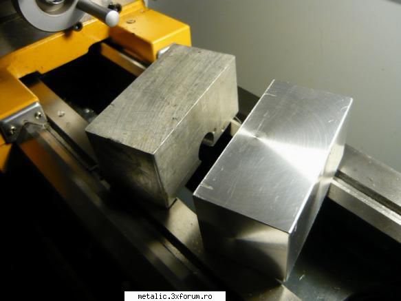 Strungul meu Quantum 250x550 universal 125mm 750W 550mm intre axe - andreigradu - Strungul si SDV-uri ajutatoare