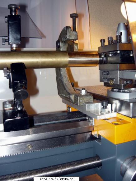 Strungul meu Quantum 250x550 universal 125mm 750W 550mm intre axe - andreigradu - Strungul si SDV-uri ajutatoare