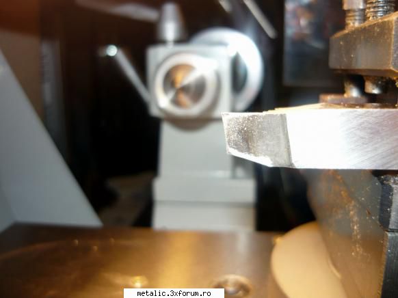 Strungul meu Quantum 250x550 universal 125mm 750W 550mm intre axe - andreigradu - Strungul si SDV-uri ajutatoare